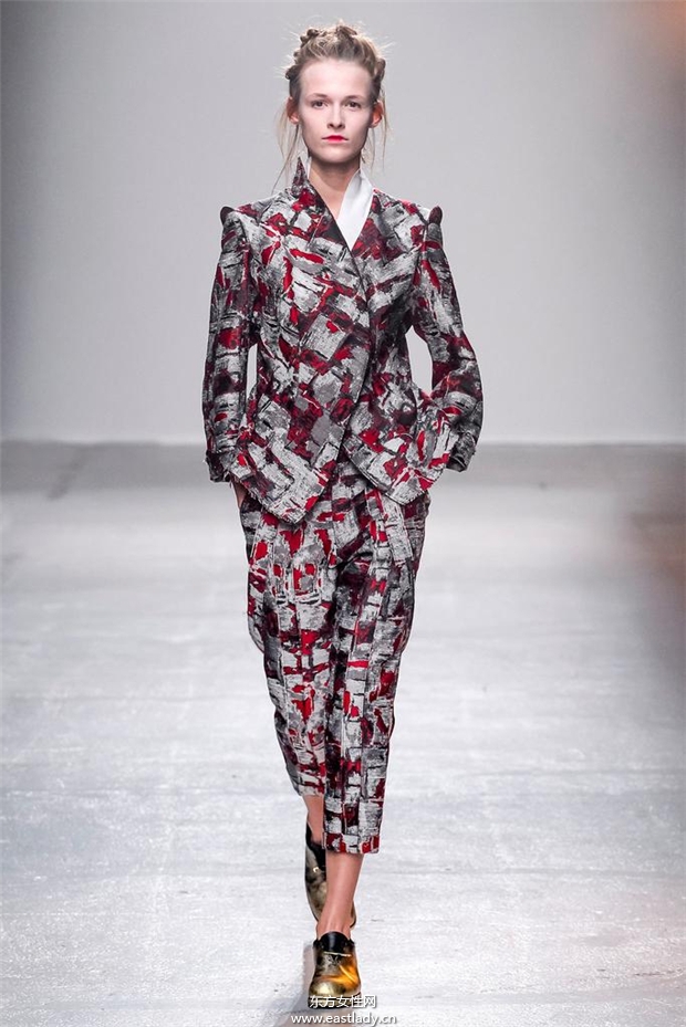 Aganovich 2015春夏女裝流行發(fā)布