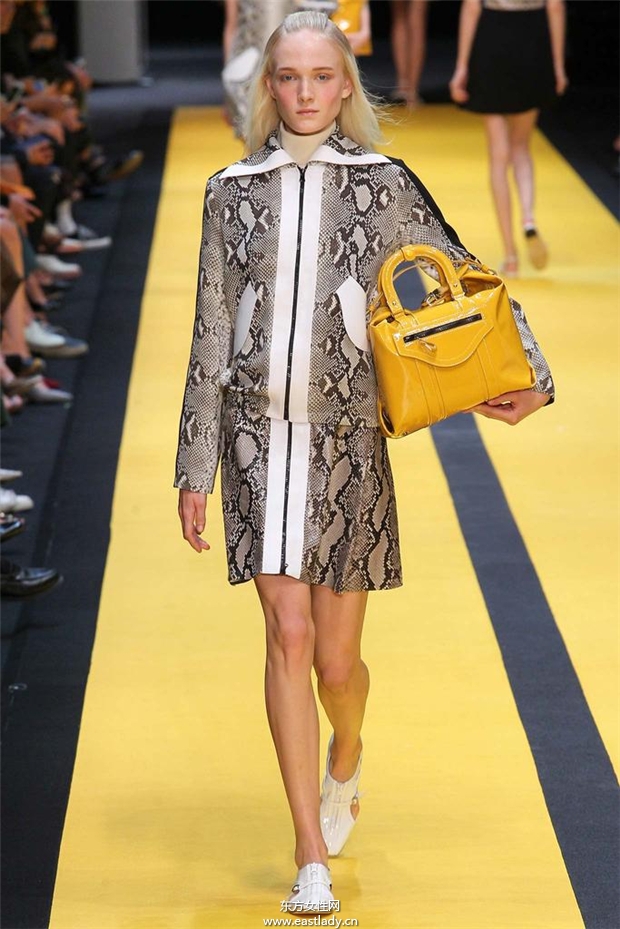 Carven 2015春夏女裝流行發(fā)布