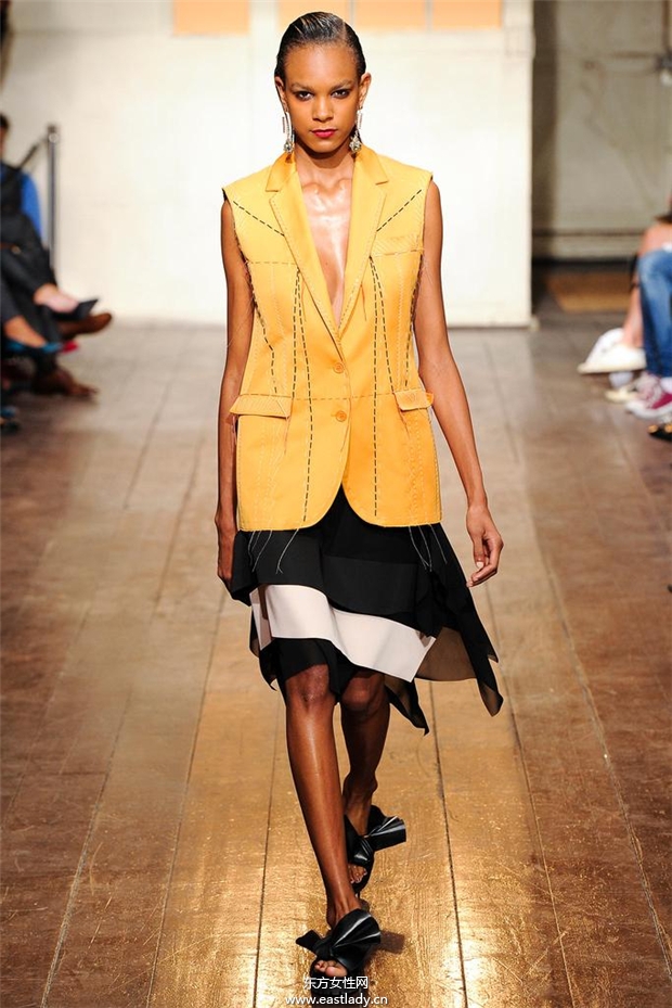 Cédric Charlier 2015春夏女裝流行發(fā)布