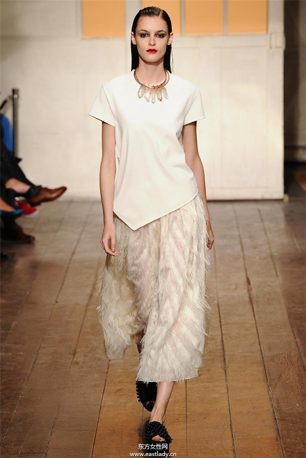 Cédric Charlier 2015春夏女裝流行發(fā)布