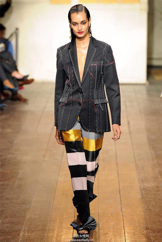 Cédric Charlier 2015春夏女裝流行發(fā)布