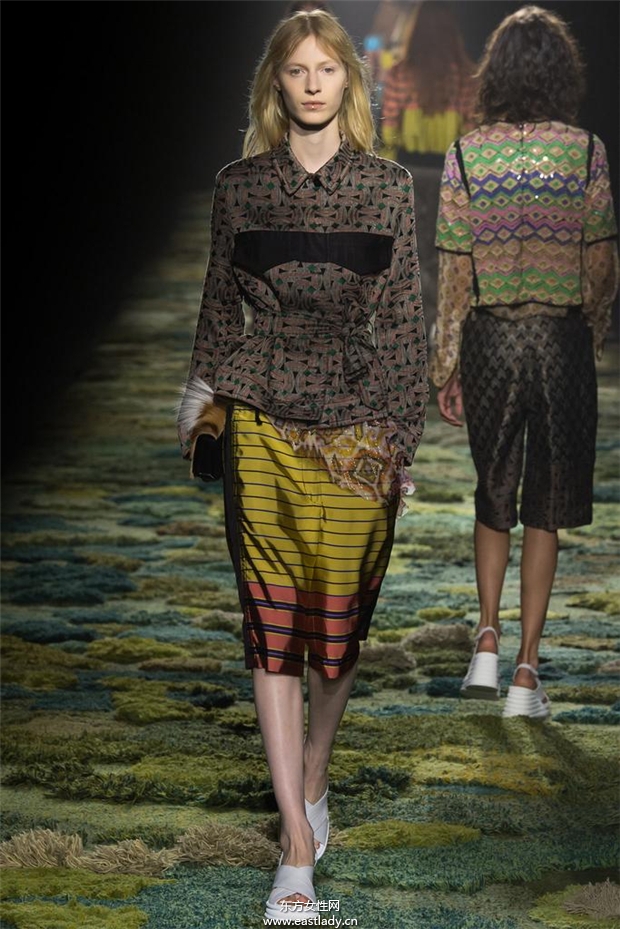 Dries Van Noten 2015春夏女裝流行發(fā)布