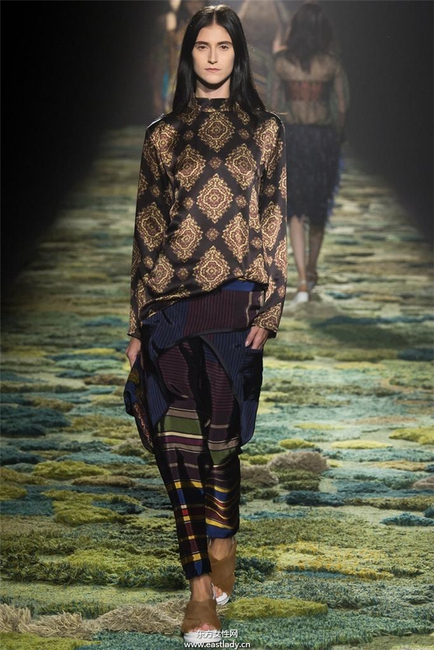 Dries Van Noten 2015春夏女裝流行發(fā)布