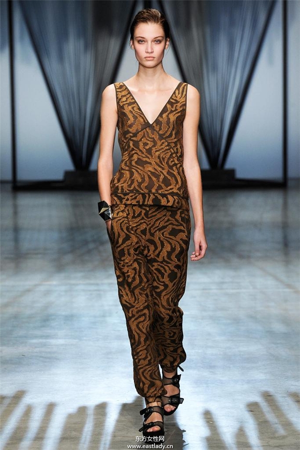 Damir Doma 2015春夏女裝流行發(fā)布