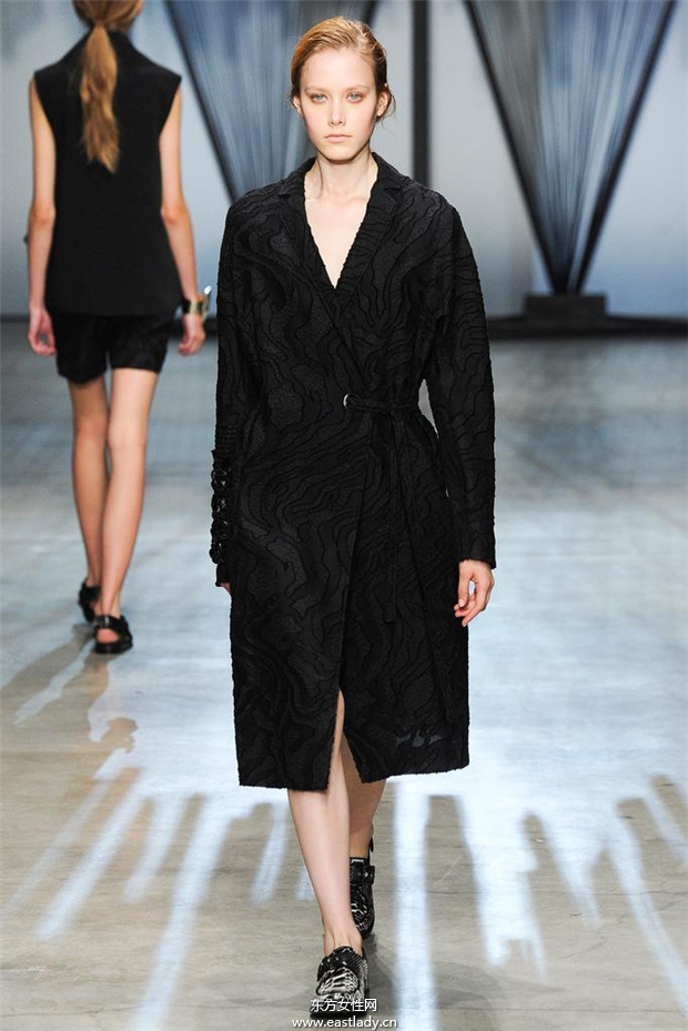 Damir Doma 2015春夏女裝流行發(fā)布