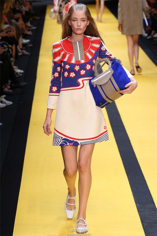 Carven 2015春夏女裝流行發(fā)布