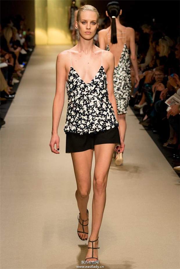 Guy Laroche 2015春夏女裝流行發(fā)布