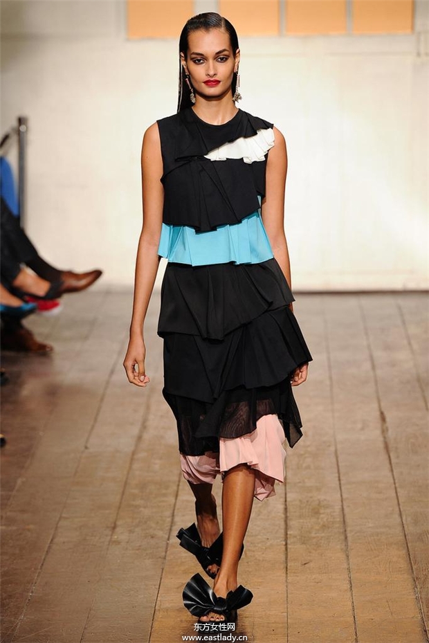 Cédric Charlier 2015春夏女裝流行發(fā)布