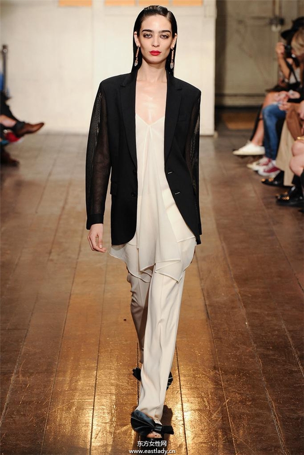 Cédric Charlier 2015春夏女裝流行發(fā)布