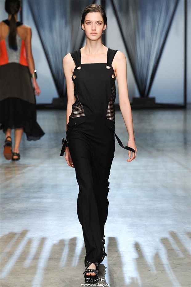 Damir Doma 2015春夏女裝流行發(fā)布