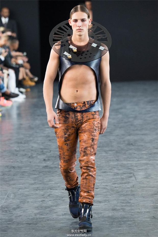 Hood by Air 2015春夏女裝流行發(fā)布