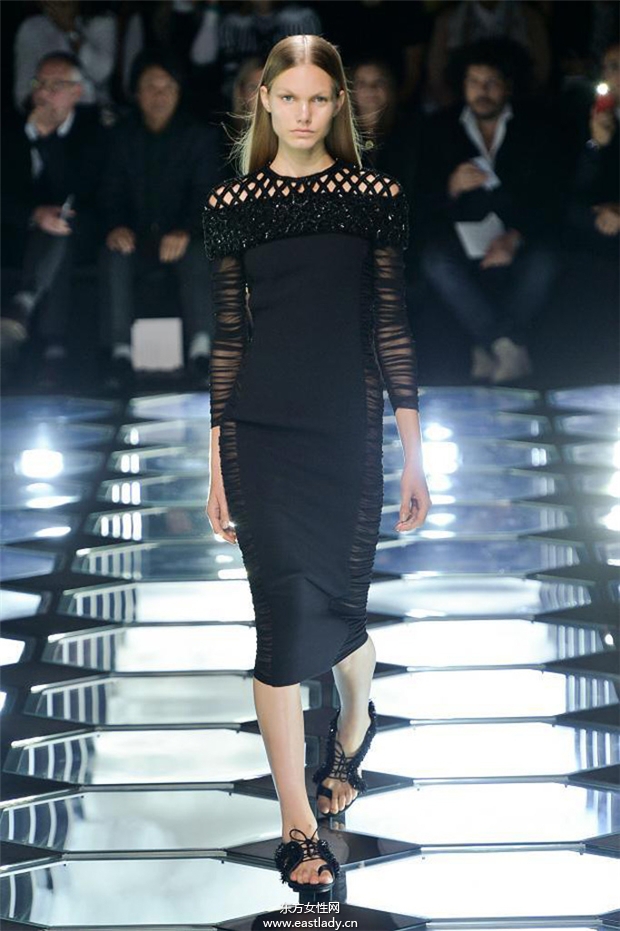 Balenciaga 2015春夏女裝流行發(fā)布