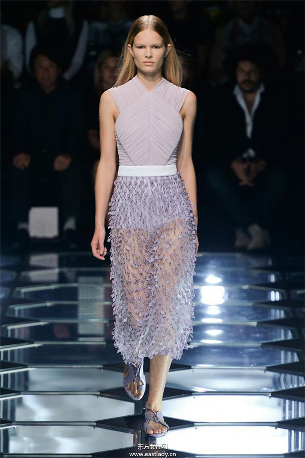 Balenciaga 2015春夏女裝流行發(fā)布