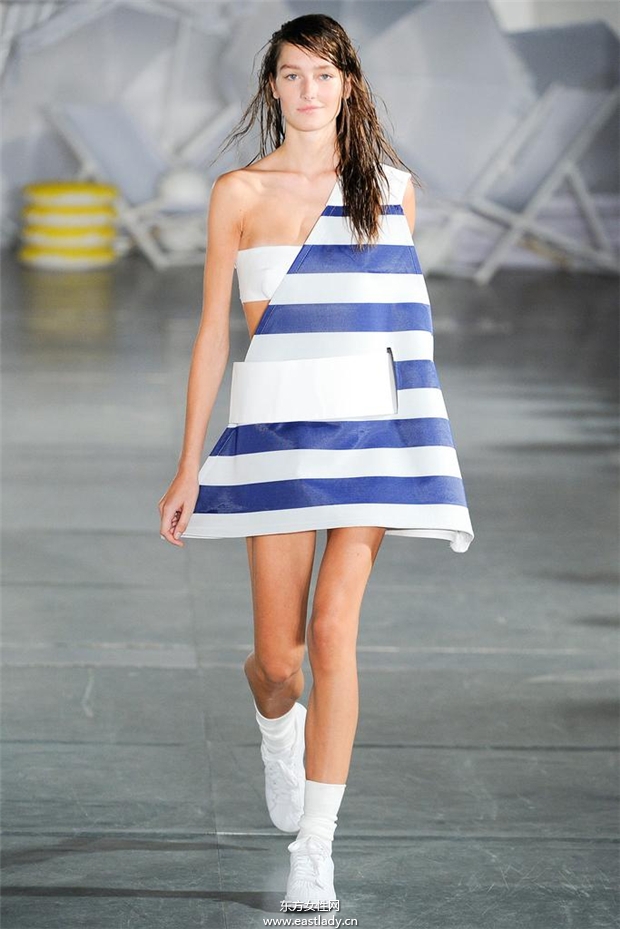 Jacquemus 2015春夏女裝流行發(fā)布