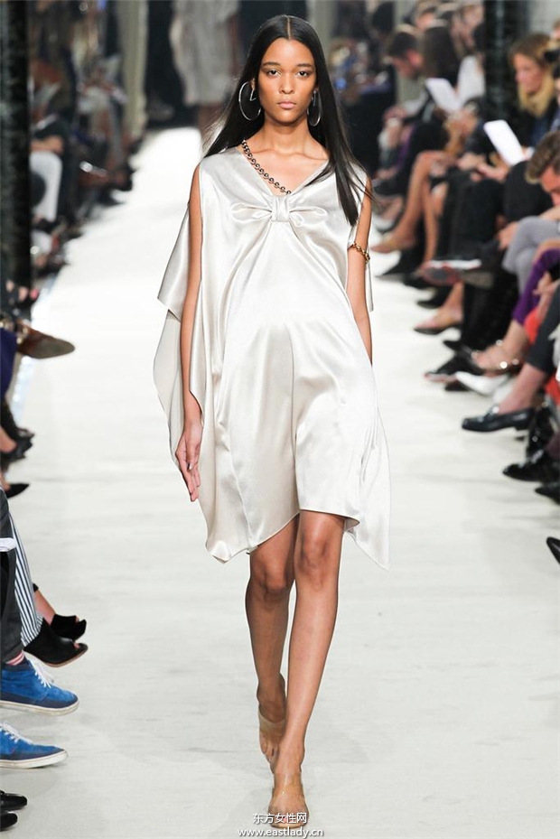 Alexis Mabille 2015春夏女裝流行發(fā)布