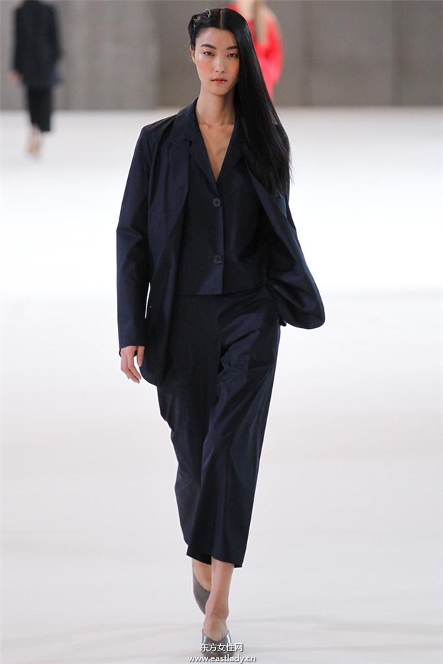 Christophe Lemaire 2015春夏女裝流行發(fā)布