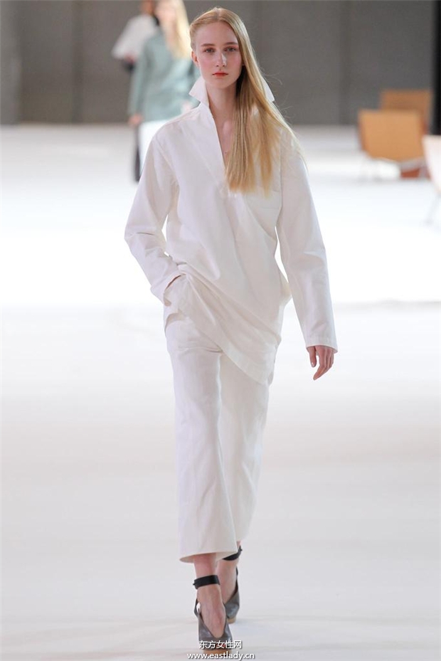 Christophe Lemaire 2015春夏女裝流行發(fā)布