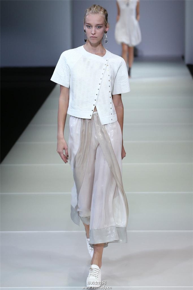 Giorgio Armani 2015春夏女裝流行發(fā)布