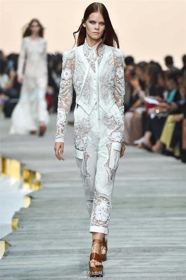 Roberto Cavalli 2015春夏女裝流行發(fā)布