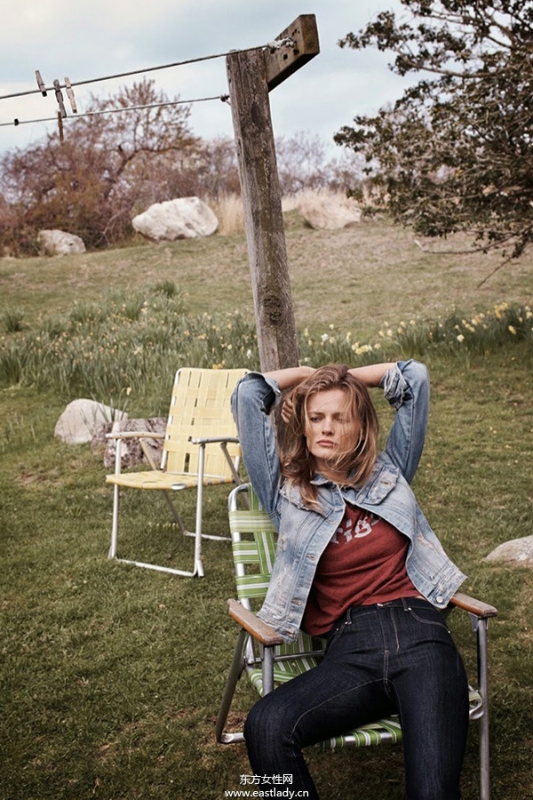 Mango 2014年8月女裝大片