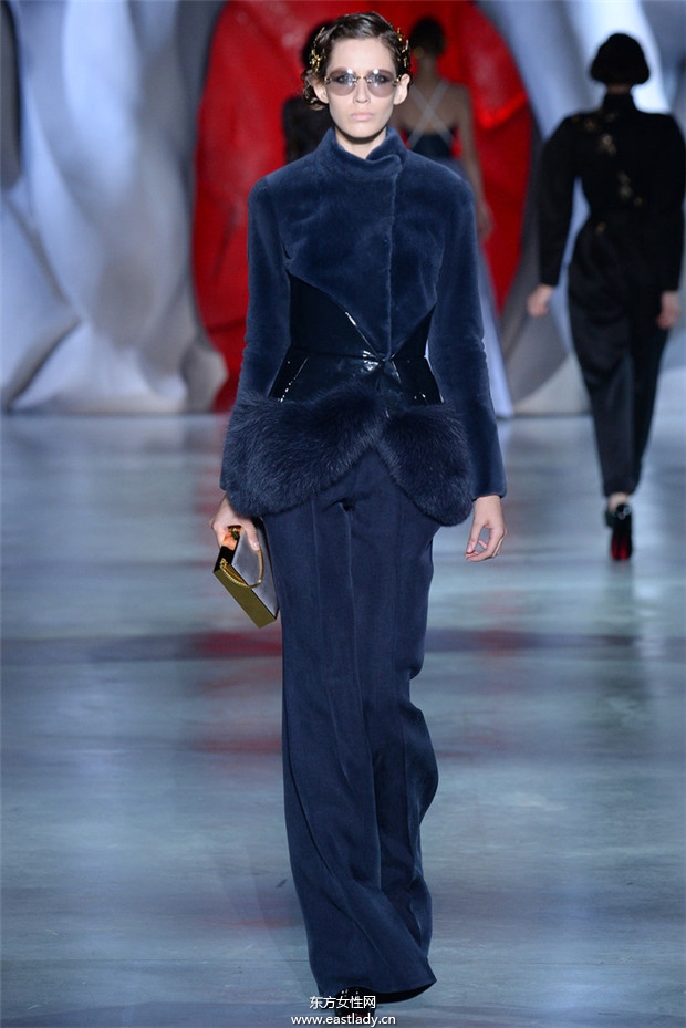 Ulyana Sergeenko 2014秋冬女裝高級(jí)定制發(fā)布