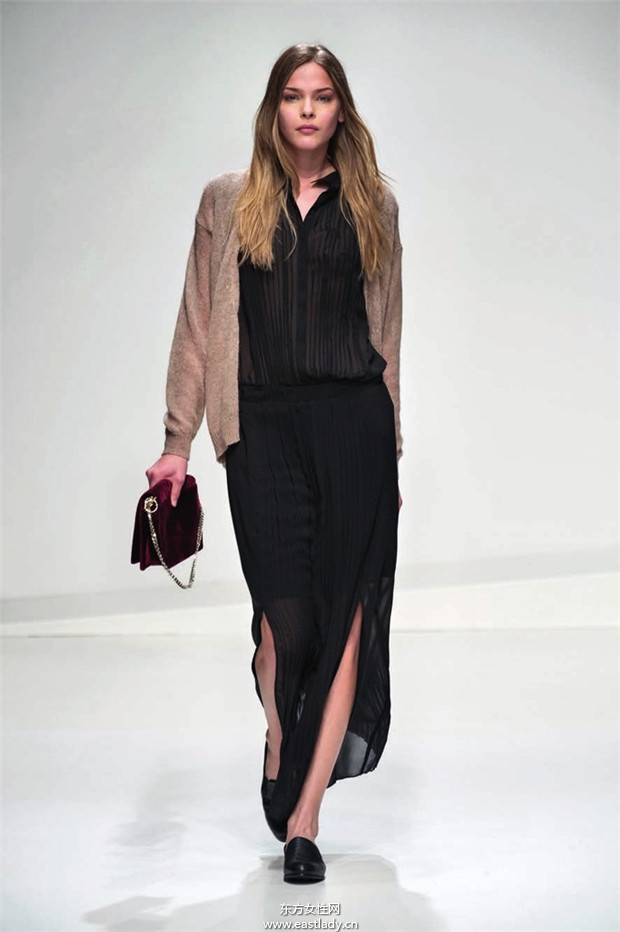 Stefanel 2014秋冬女裝時(shí)尚大片