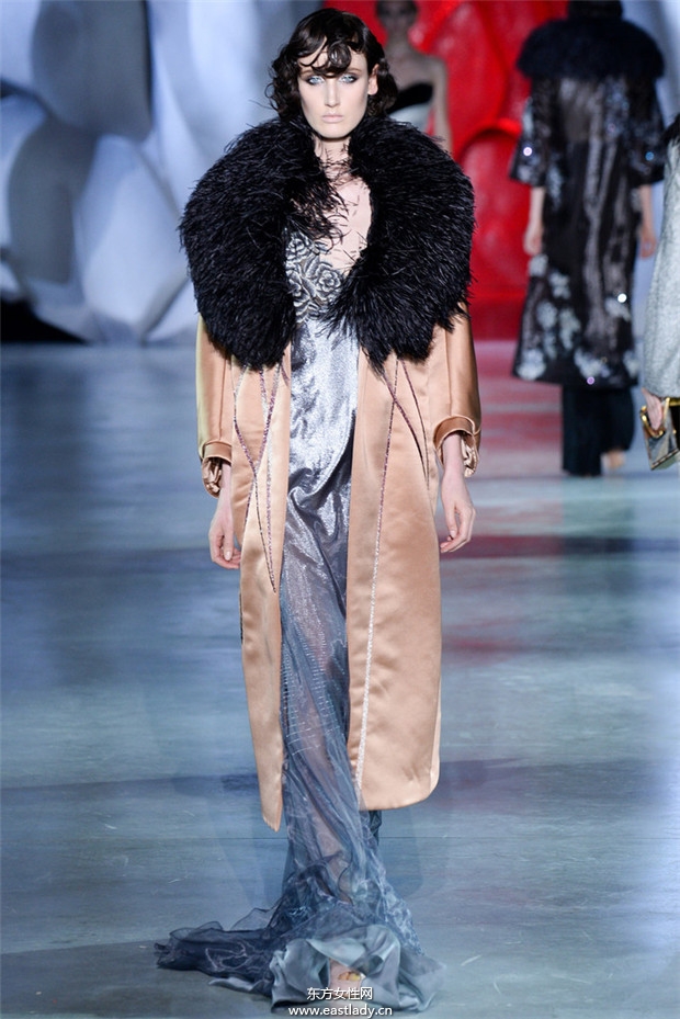 Ulyana Sergeenko 2014秋冬女裝高級(jí)定制發(fā)布