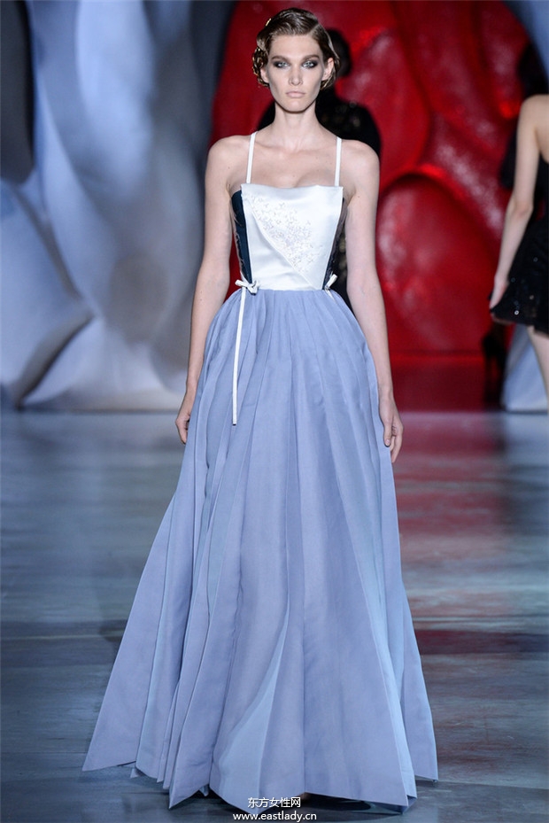 Ulyana Sergeenko 2014秋冬女裝高級(jí)定制發(fā)布