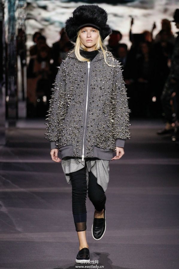 Moncler Gamme Rouge 2014秋冬女裝新品發(fā)布