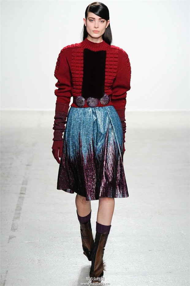 John Galliano巴黎時(shí)裝周2014秋冬新品發(fā)布