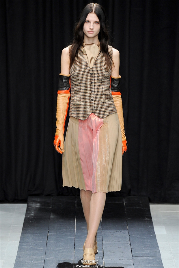 Veronique Branquinho巴黎時裝周2014秋冬新品發(fā)布