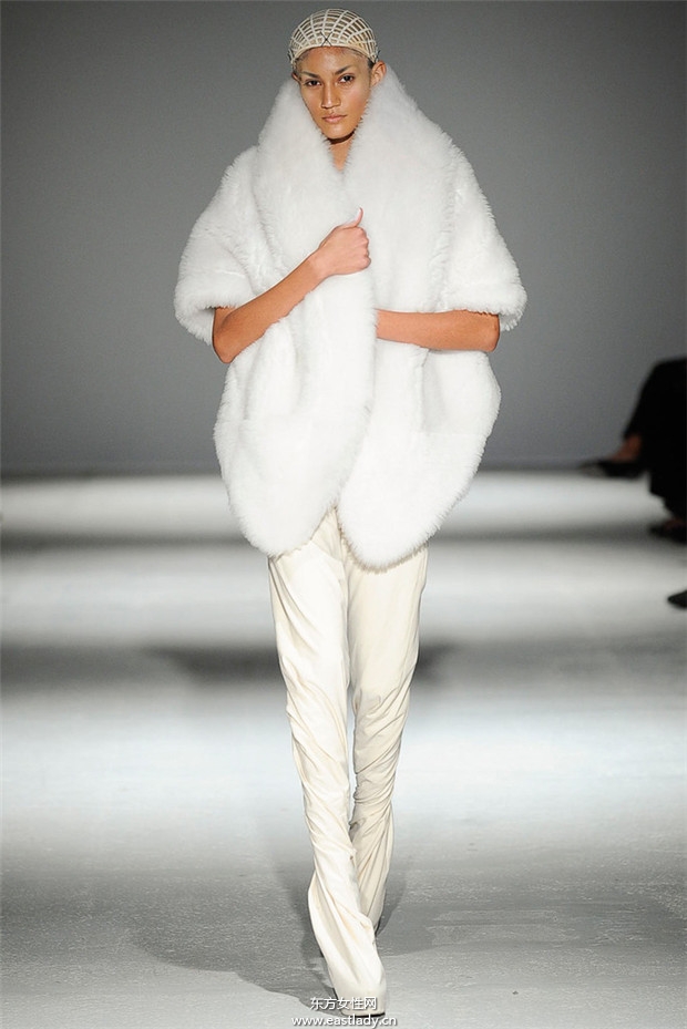 Gareth Pugh巴黎時裝周2014秋冬新品發(fā)布