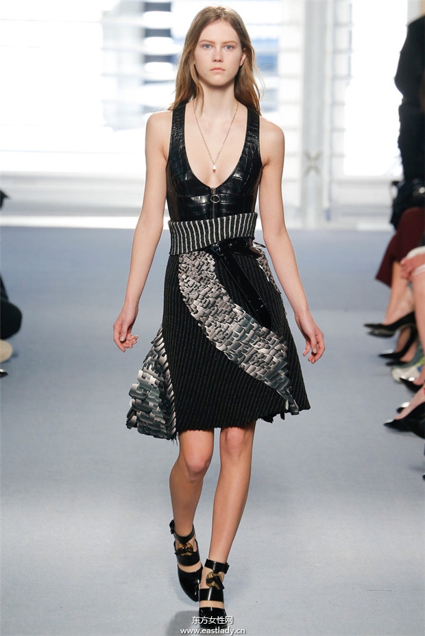 Louis Vuitton巴黎時(shí)裝周2014秋冬新品發(fā)布