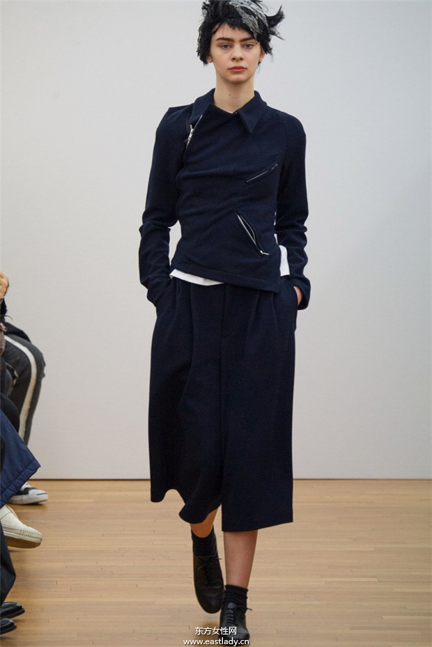 Comme des Gar&ccedil;ons巴黎時(shí)裝周2014秋冬新品發(fā)布