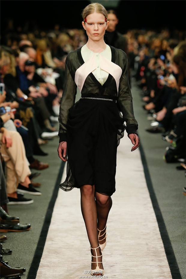 Givenchy巴黎時裝周2014秋冬新品發(fā)布