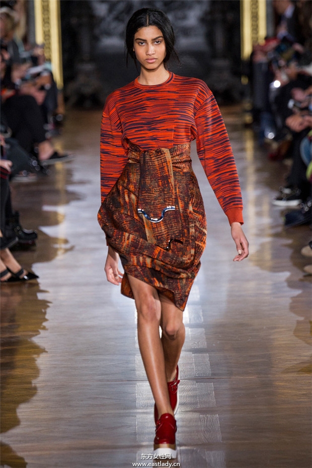 Stella McCartney巴黎時(shí)裝周2014秋冬新品發(fā)布