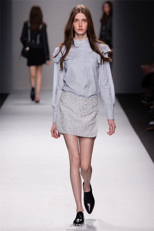 Vanessa Bruno巴黎時(shí)裝周2014秋冬新品發(fā)布