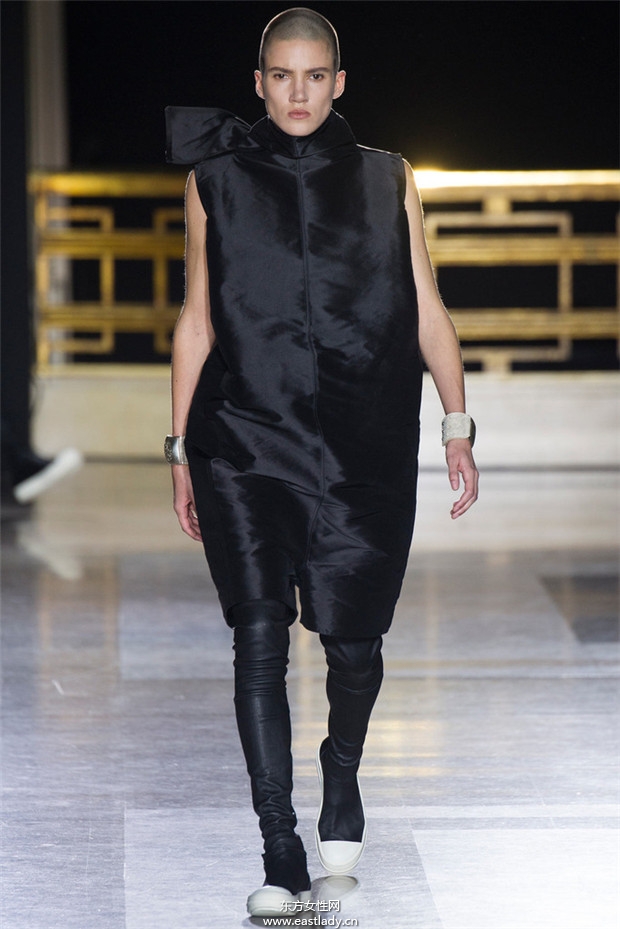 Rick Owens巴黎時(shí)裝周2014秋冬新品發(fā)布