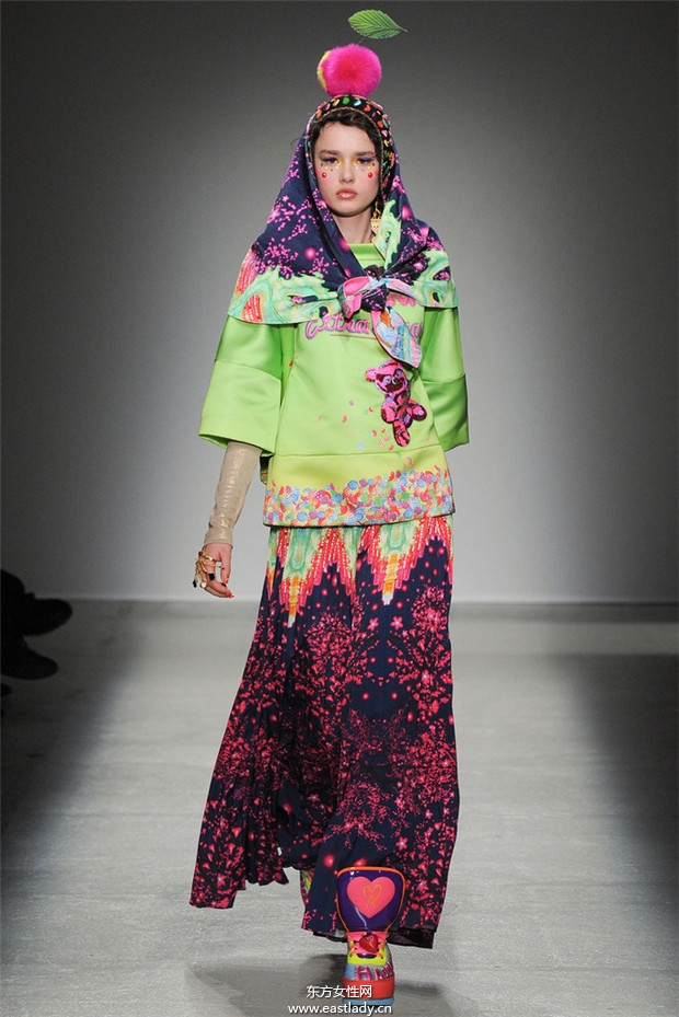 Manish Arora巴黎時(shí)裝周2014秋冬新品發(fā)布