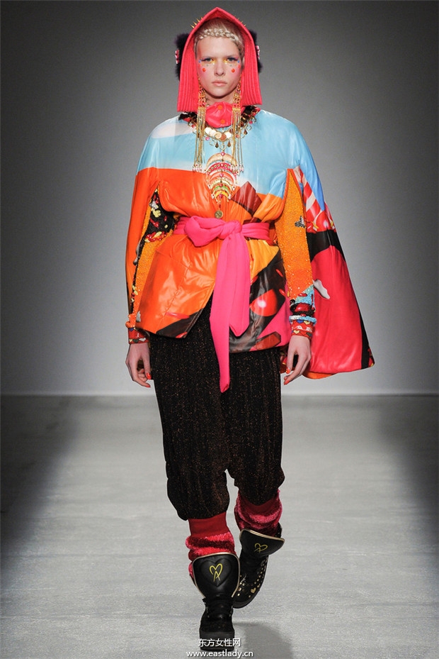 Manish Arora巴黎時(shí)裝周2014秋冬新品發(fā)布