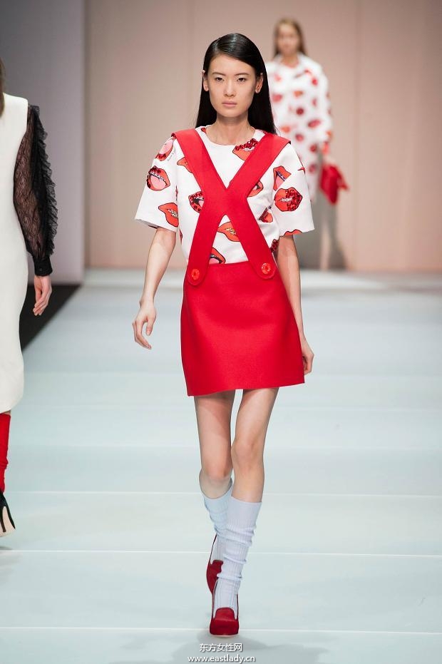 Au Jour Le Jour 2014秋冬女裝新品發(fā)布