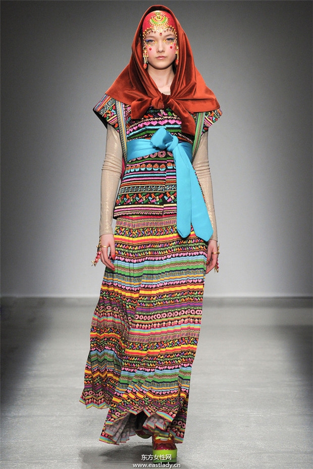 Manish Arora巴黎時(shí)裝周2014秋冬新品發(fā)布