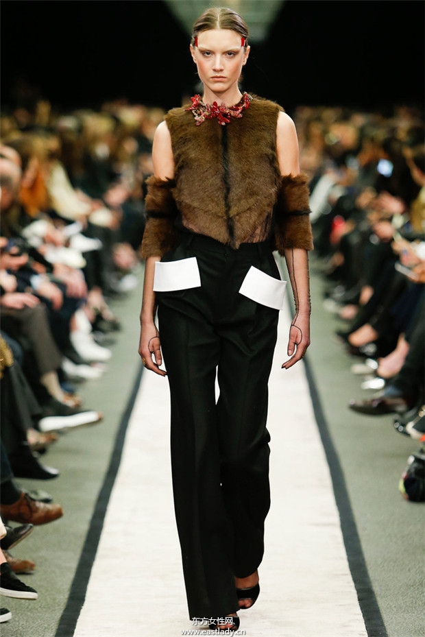 Givenchy巴黎時裝周2014秋冬新品發(fā)布