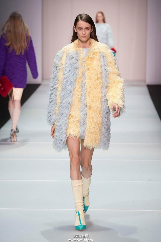 Au Jour Le Jour 2014秋冬女裝新品發(fā)布