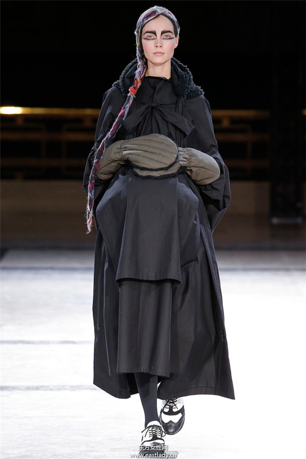 Yohji Yamamoto巴黎時裝周2014秋冬新品發(fā)布
