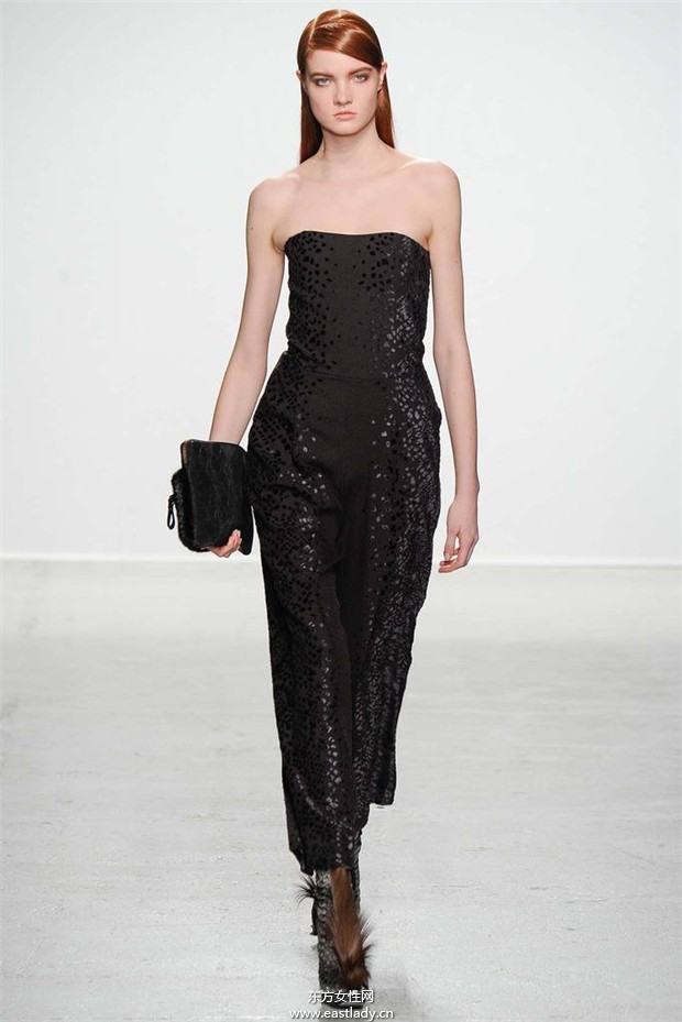 John Galliano巴黎時(shí)裝周2014秋冬新品發(fā)布