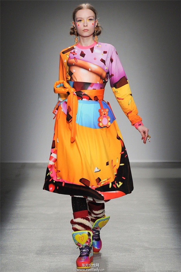 Manish Arora巴黎時(shí)裝周2014秋冬新品發(fā)布