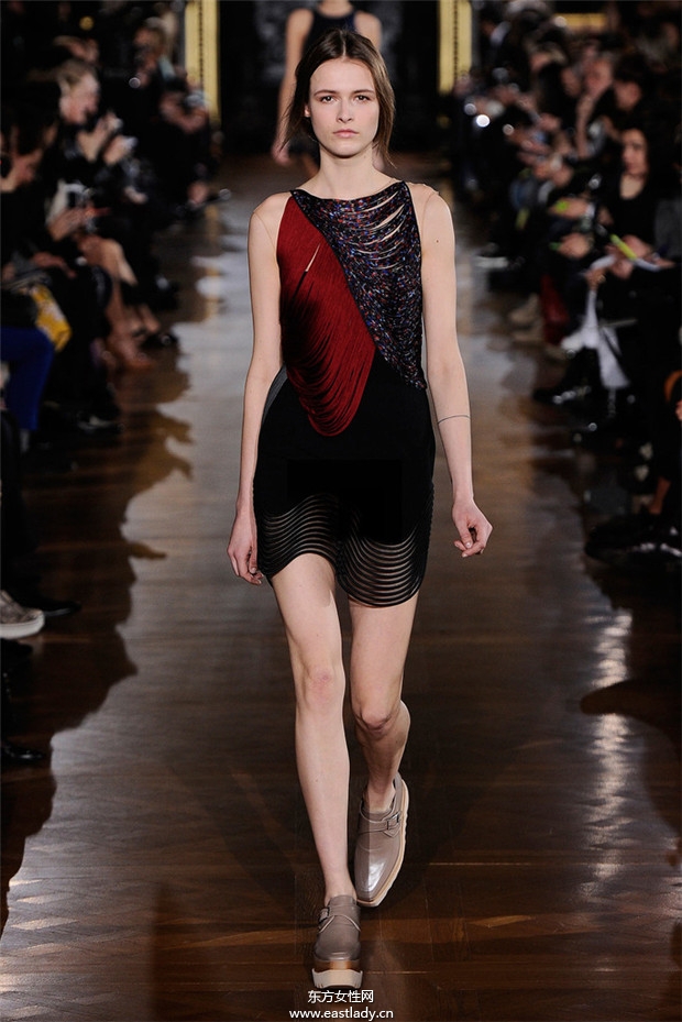 Stella McCartney巴黎時(shí)裝周2014秋冬新品發(fā)布