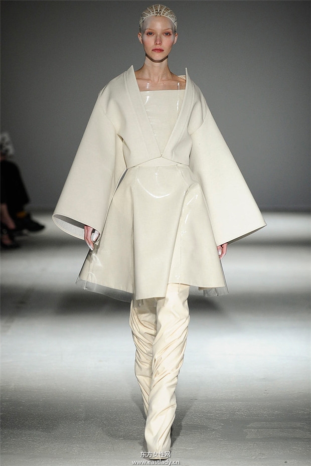 Gareth Pugh巴黎時裝周2014秋冬新品發(fā)布