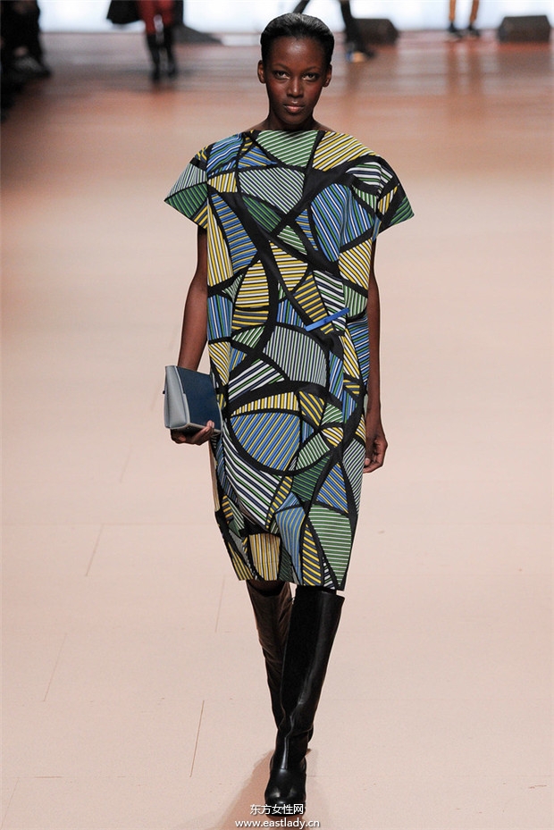 Issey Miyake巴黎時(shí)裝周2014秋冬新品發(fā)布